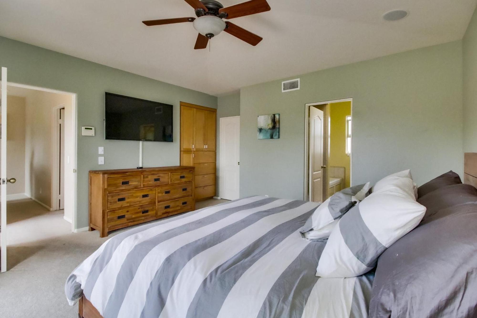 B5233 Pacific Townhome Holiday home
